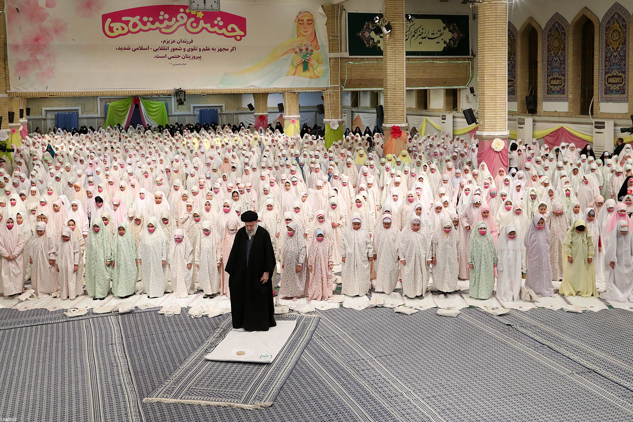 https://akharinnews.com/images/1401/11/03/74207_841.jpg