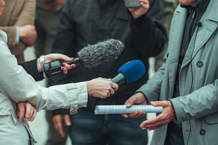 https://akharinnews.com/images/1404/06/05/03/TypJsLkeYtW8jyiTNf7VfSS9GGPdQlIb1HSVbYZK.jpg