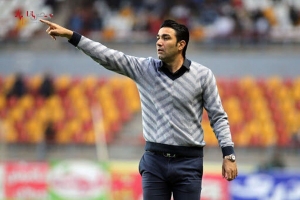 نکونام برای مهاجم پرسپولیس دندان تیز کرد