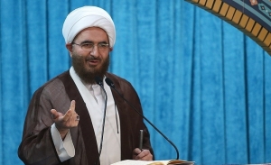 حاج علی اکبری در نماز جمعه تهران
