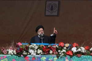 رئیسی در جمع راهپیمایان تهران: آغوش ملت برای فریب خوردگان در اغتشاشات باز است | ملت ایران دشمنان و ترفندهای آنها را می&zwnj;شناسد | امروز، روز جلوه انسجام ملی و وحدت و یکپارچگی و حضور حماسه فریاد است | دشمن پیشرفت ایران را بر نمی&zwnj;تابد