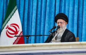 رهبر معظم انقلاب: غنی&zwnj;سازی ایران به آمریکا ربطی ندارد؛ غلطی هم&zwnj; نمی&zwnj;توانند بکنند/ جنایات رژیم صهیونیستی در غزه حیرت&zwnj;انگیز است/ طرح پیشنهادی آمریکایی&zwnj;ها صد در صد مخالف &laquo;ما می&zwnj;توانیم&raquo; است + فیلم