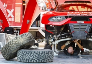 آماده&zwnj;باش هزار راننده برای سخت&zwnj;ترین رالی جهان + تصاویر 