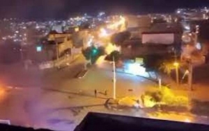اولین فیلم از تیراندازی تروریست&zwnj;ها در ایذه/ پلیس اسلحه نداشت