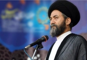 انتقاد امام جمعه اردبیل از دروغ&zwnj;پردازی&zwnj;های اخیر درباره یک دانش&zwnj;آموز