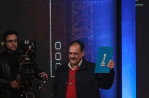ماجرای لوح&zwnj;های دست&zwnj;نویس &laquo;فجر&raquo; چه بود؟