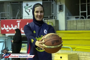 دلارام وکیلی در عین حالی که بسکتبال برای او مهمترین است، اما در کنارش پرسپولیس عشق دومش محسوب می&zwnj;شود.