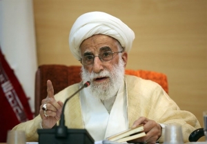 توصیه آیت&zwnj;الله جنتی: جوانان را دریابید