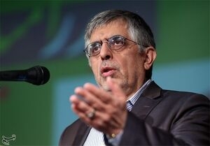&laquo;کروبی&raquo; و ماجرای پادشاهی که لخت بود