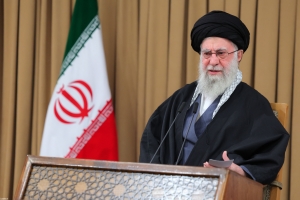 رهبر انقلاب در سخنانی تلویزیونی خطاب به ملت عزیز ایران: بسیج ثروتی بزرگ و زمینه افزایش قدرت ملی/ رئیس دولت صهیونی، منفورترین انسان دنیا؛ آمریکا هم در کنار او/ در برابر دشمن همه با هم باشید، همانند جنگ ۱۲ روزه