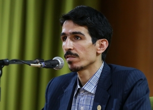 نماینده مجلس: ۷۰۰ هزار بشکه نفت در روز می&zwnj;فروشیم