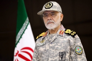سرلشکر عبداللهی: تحت هیچ شرایطی نمی&zwnj;گذاریم ناوهای زنگ&zwnj;زده آمریکا دوباره وارد خلیج فارس شوند/ راهبرد ایران قوی این است که هر چه این تقابل طولانی&zwnj;تر شود، شما را بیش از گذشته در باتلاق مرگ و زوال فرو ببرند