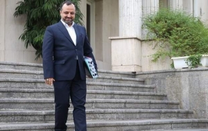دلار ۲۳ هزار تومانی در بودجه ۱۴۰۲ تایید شد