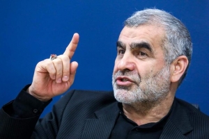 علی نیکزاد، نایب&zwnj;رئیس مجلس شورای اسلامی: به&zwnj;هیچ&zwnj;وجه تنگه هرمز را به حالت قبل برنمی&zwnj;گردانیم؛ دستور آقا است/ ترامپ غلط کرد که بگوید باید عراقچی به پاکستان برود؛ اصلا تو چه کاره هستی؟