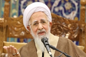 سخنان صریح آیت&zwnj;الله جوادی&zwnj;آملی درباره ملت مبعوث&zwnj;شده: &laquo;خدای سبحان&raquo;، مؤمنان را برای یاری دین خود به میدان می&zwnj;آورد/ حضور &laquo;آگاهانه&raquo; مردان، زنان، جوانان و اقشار مختلف مردم، مصداق نصرت الهی است