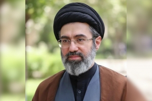 اولین پیام رهبر سوم انقلاب اسلامی: همچنان از اهرم مسدود کردن تنگه هرمز باید استفاده شود/ از دشمن غرامت خواهیم گرفت و اگر امتناع کند باندازه&zwnj;ای که تشخیص بدهیم از اموالش برخواهیم داشت