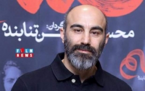 محسن تنابنده بازیگر، فیلمنامه نویس و کارگردان سینما و تلویزیون که این روزها مشغول تصویربرداری قسمت جدید &laquo;پایتخت&raquo; است اعلام کرد در پی حواشی توهین به سینماگران در صداوسیما، دیگر با تلویزیون همکاری نخواهم کرد.