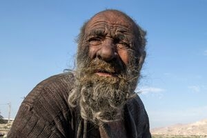 اسمش &laquo;حاجی&raquo; بود، در دهه&zwnj;های گذشته از خوردن هر نوع خوراکی تازه پرهیز می&zwnj;کرد و معتقد بود اگر تمیز شود، مریض می&zwnj;شود.