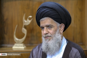 حجت&zwnj;الاسلام مومنی: با اغتشاشگر باید همان کاری را کرد که امیرالمومنین(ع) با خوارج کرد/ هدف اغتشاشگران تجزیه&zwnj;طلبی است/ چرا فوتبالیست&zwnj;ها و هنرمندان برای شهادت محمدحسین حدادیان بیانیه ندادند؟