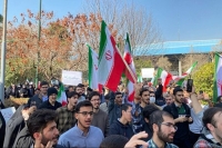 تو دهنی فرزندان ایران به پادوهای ترامپ و نتانیاهو در دانشگاه&zwnj;ها/ وقتی نقاب از چهره &laquo;اجاره&zwnj;ای&zwnj;ها&raquo; افتاد/ کارنامه سیاه دانشجونماها؛ از رقص بر خون تا چاقوکشی در شریف!