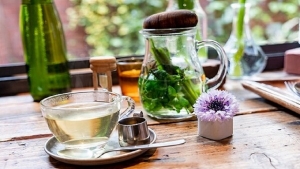 عوارض زیاده روی در مصرف چای سبز برای کبد!