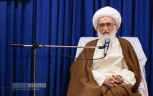 آیت&zwnj;الله نوری همدانی